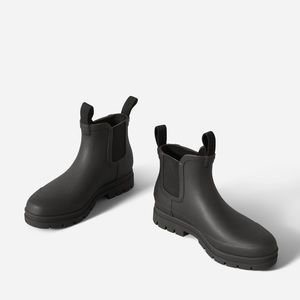 Everlane Black Rain Boot NWT 🌧